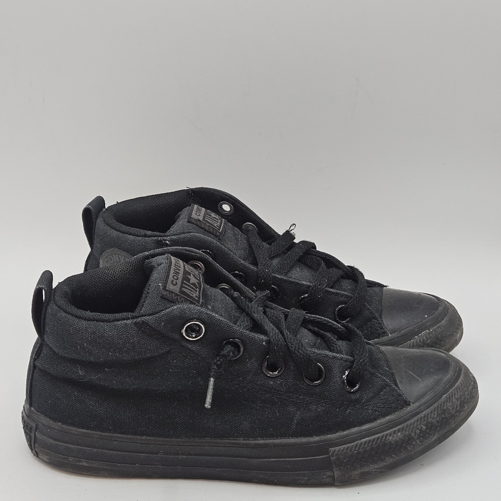 Converse chuck taylor allstar skater sneakers size 1.5